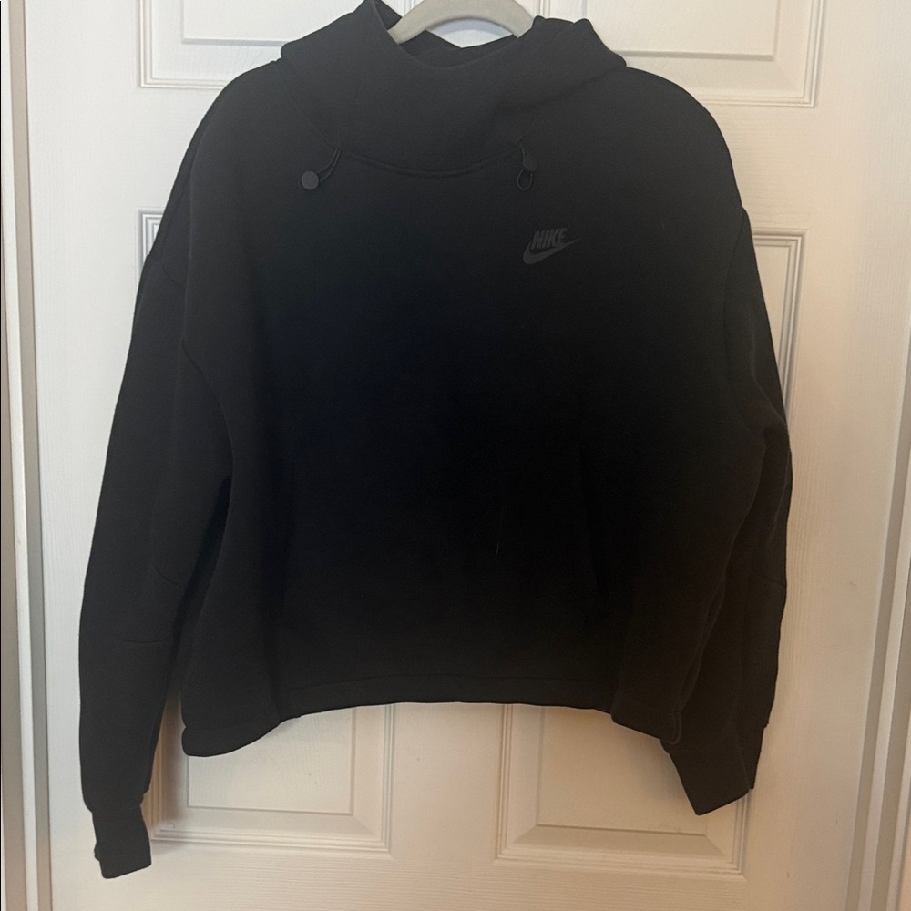 Nike Black Cropped Pullover Hoodie, size large.